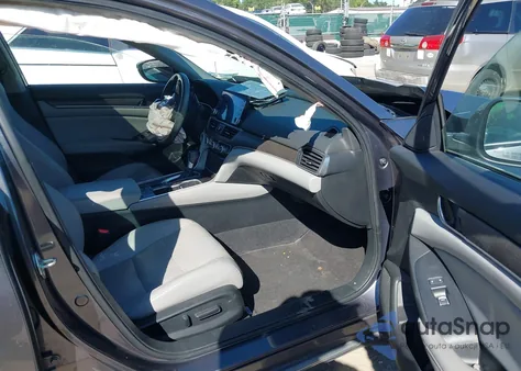 2018 Honda Accord Ex-L z USA, uszkodzony, nr VIN 1HGCV1F5XJA245523